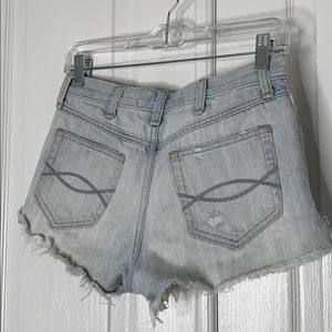 ABERCROMBIE HIGH WAIST DENIM SHORTS SZ 00